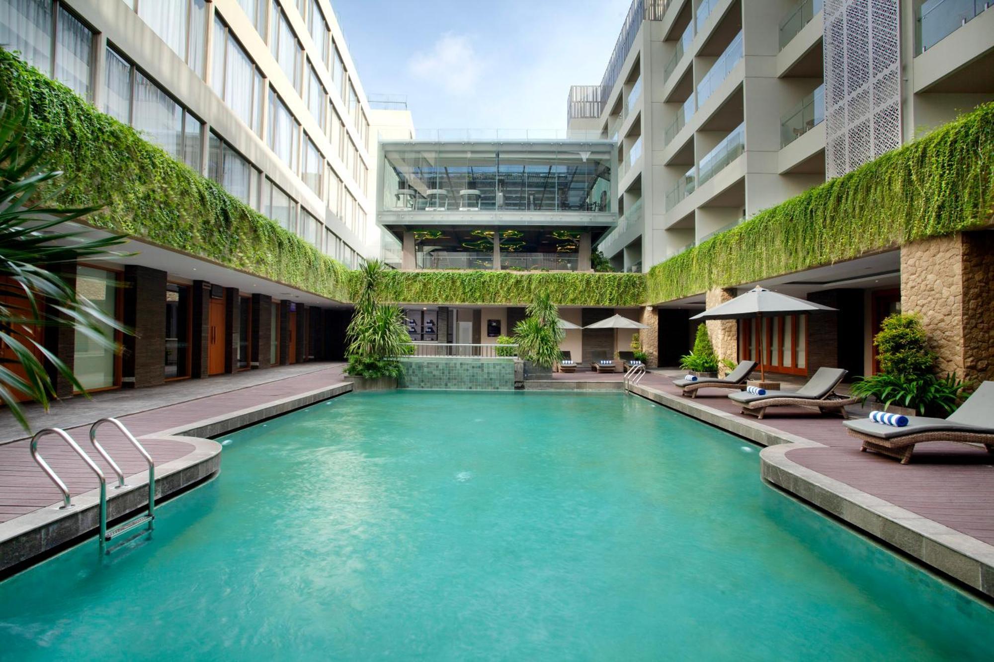 Platinum Hotel Jimbaran Beach Bali Экстерьер фото