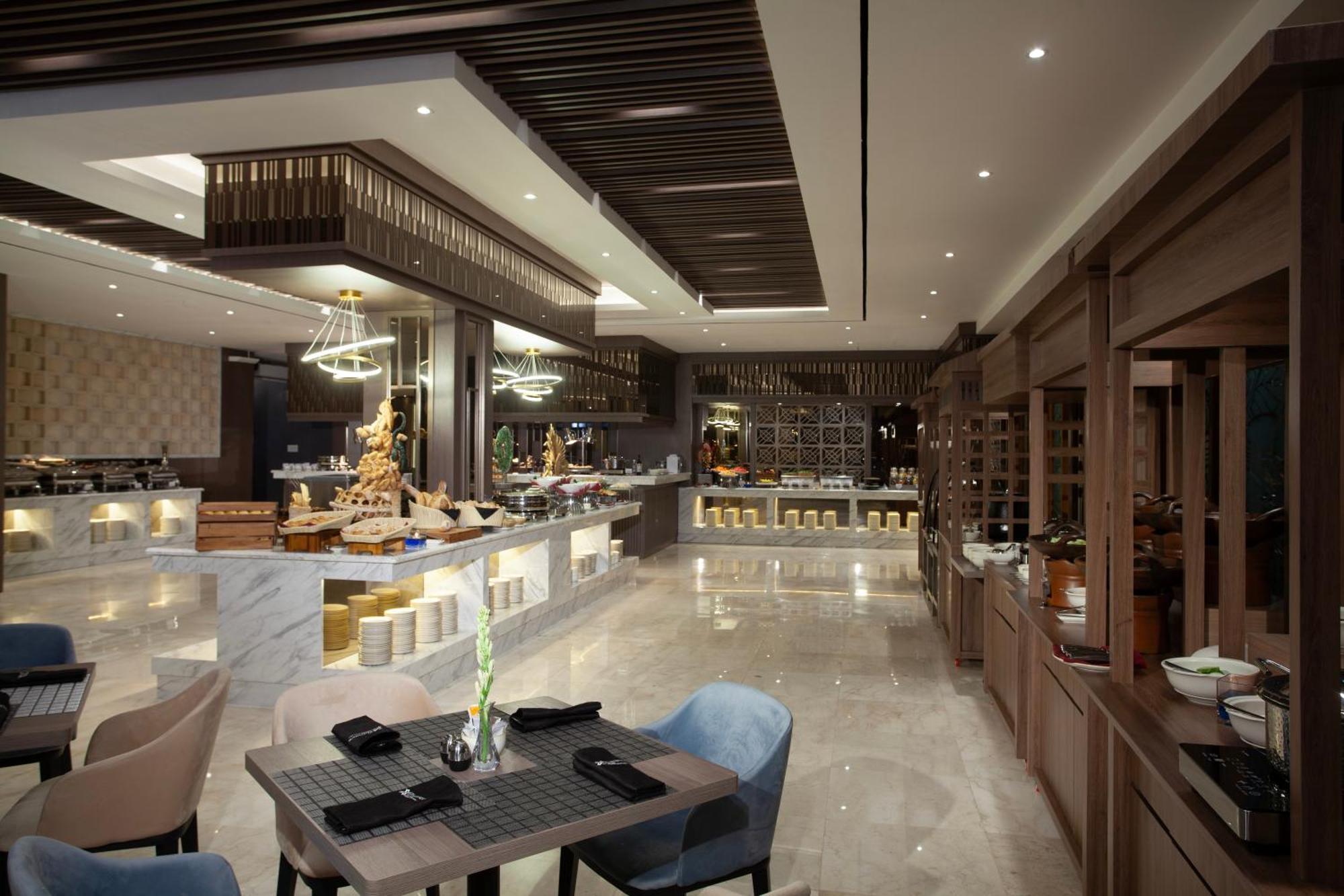Platinum Hotel Jimbaran Beach Bali Экстерьер фото